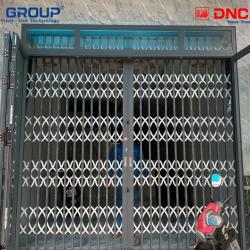 Cửa kéo sơn tĩnh điện không lá U xám xingfa - Nhíp trắng 